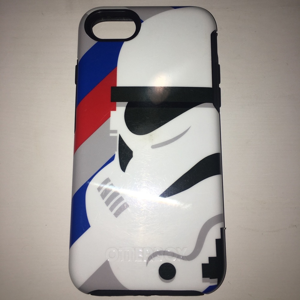 Otterbox Star Wars phone case. 6/7 or 6s/7s.